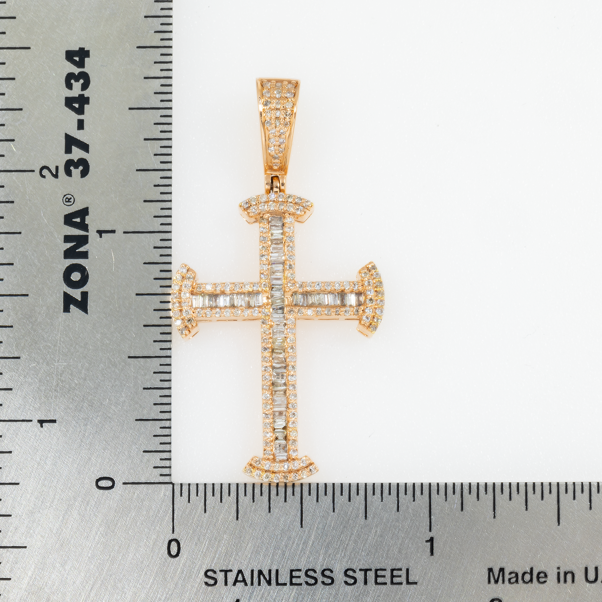 10K GOLD BAGUETTE AND ROUND DIAMOND CROSS PENDANT 0.86 CT