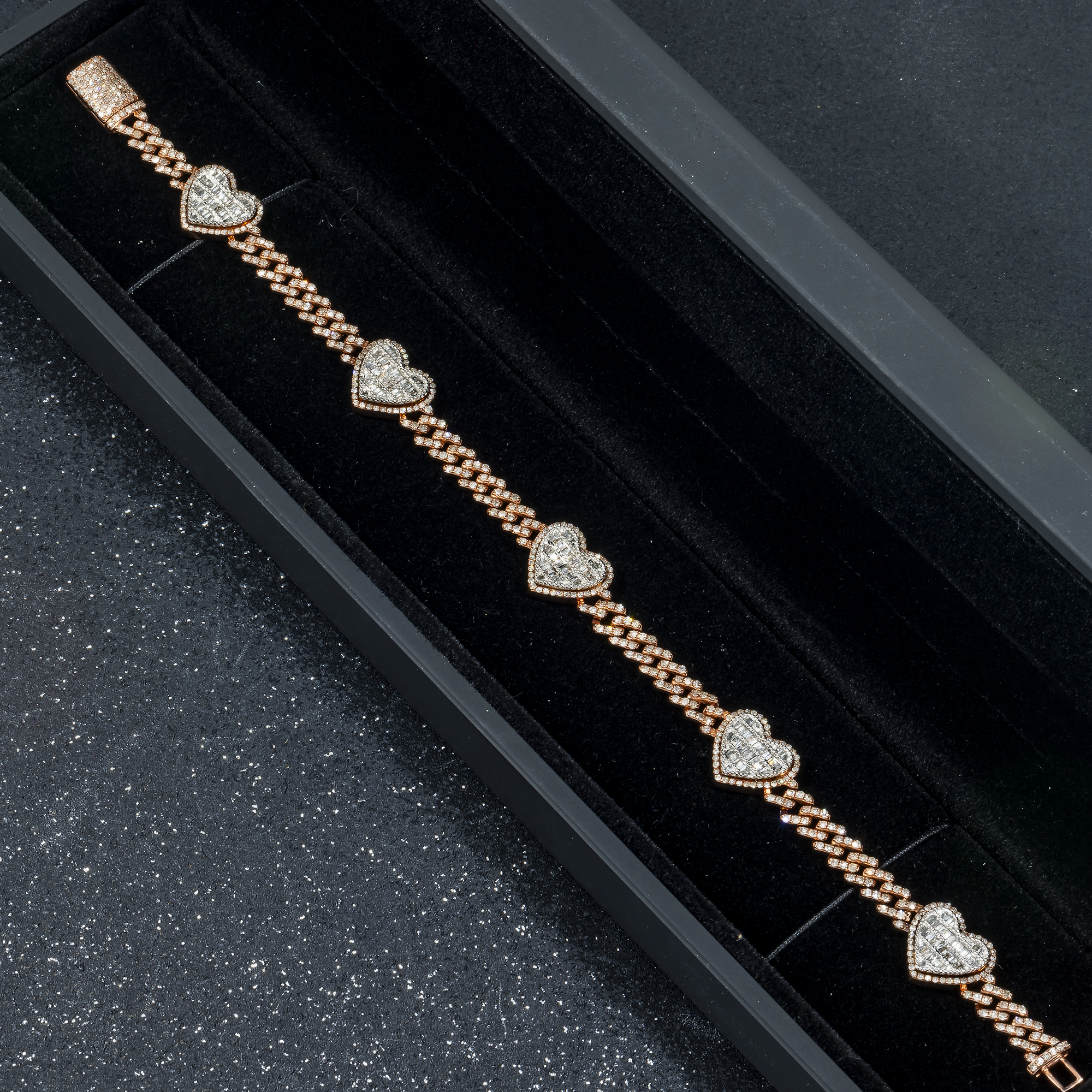 10K GOLD BAGUETTE AND ROUND DIAMONDS CUBAN HEARTS BRACELET 3.86 CT