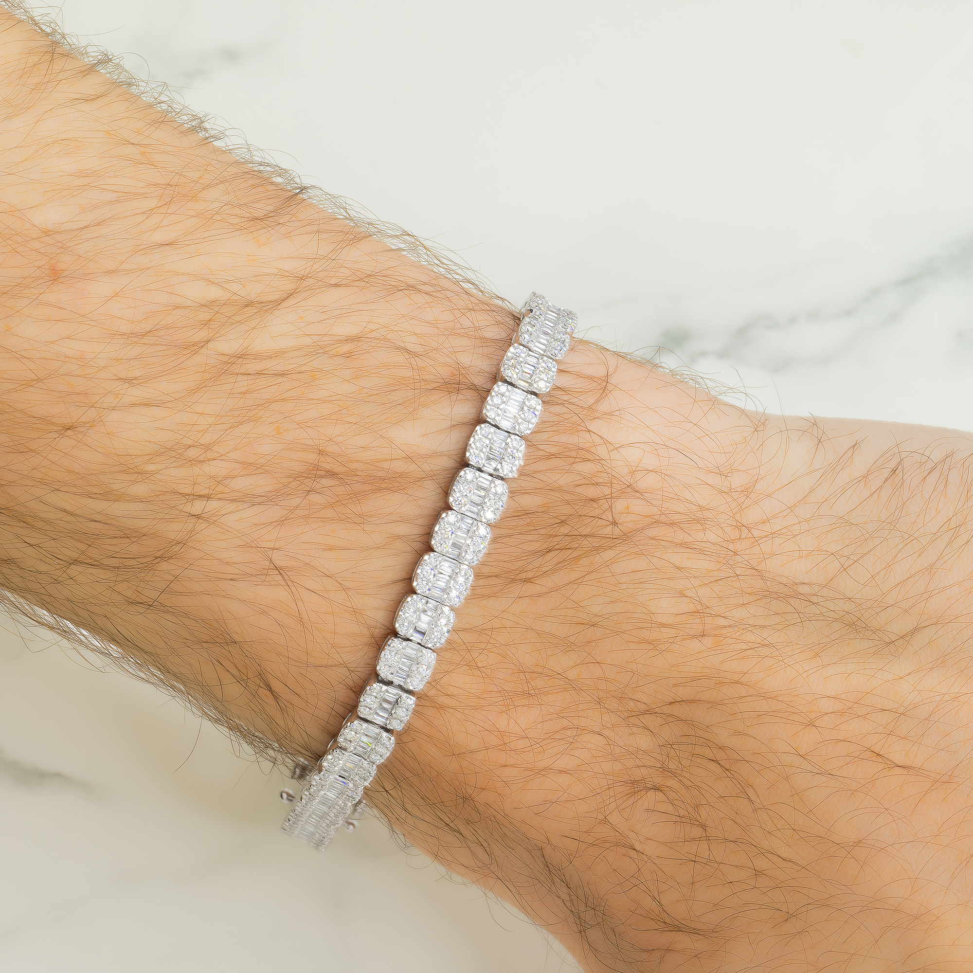 10K GOLD BAGUETTE AND ROUND DIAMONDS 5MM BRACELET 3.72 CT