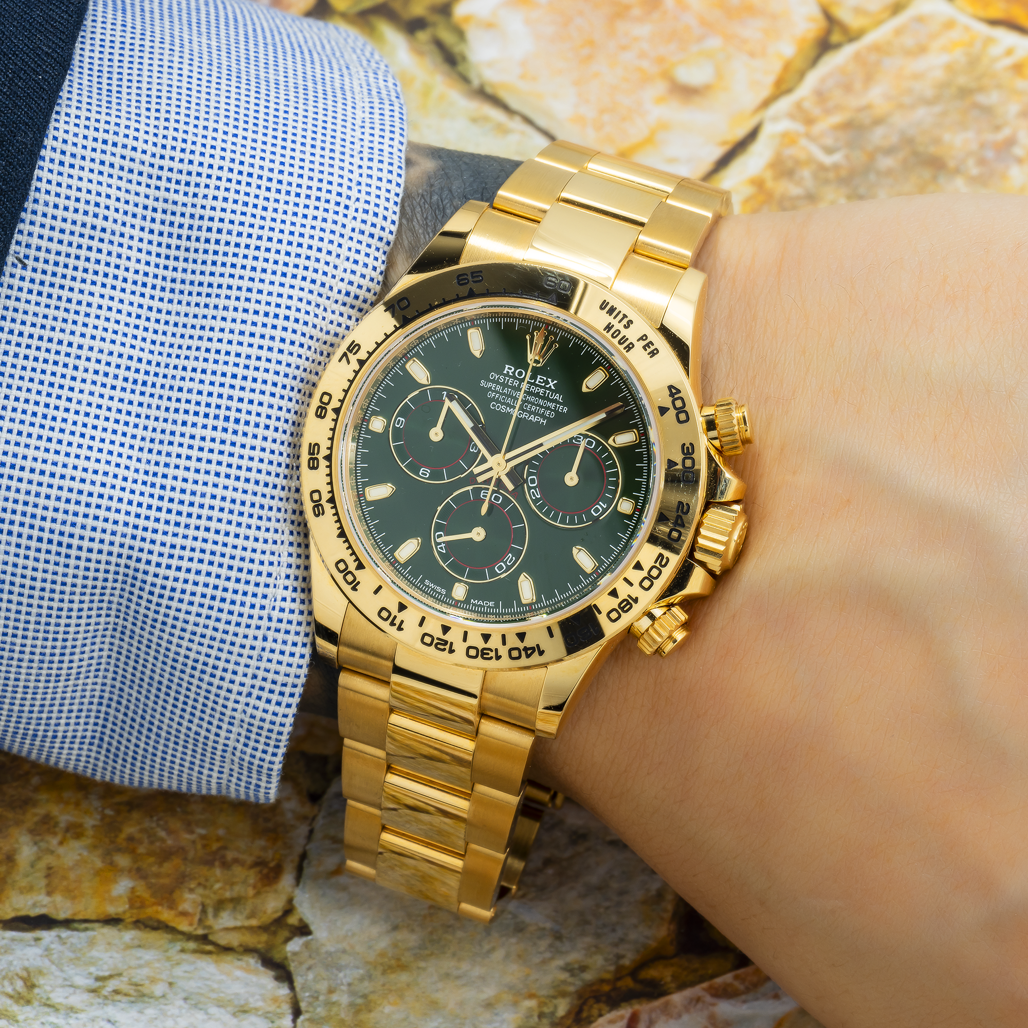 Rolex Cosmograph Daytona 116508 40MM Green Dial With Yellow Gold Oyster Bracelet