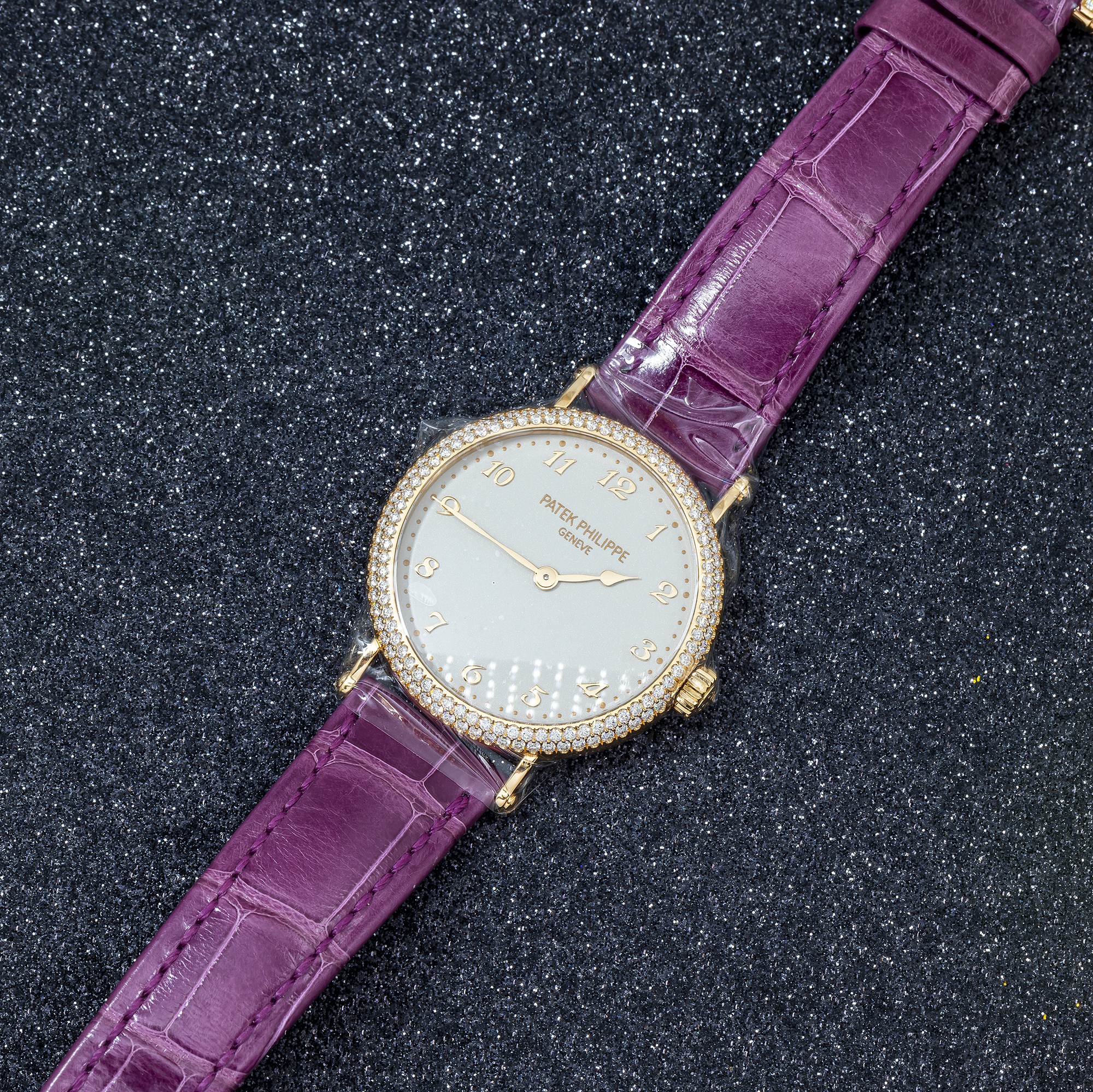 Patek Philippe Calatrava Ultra-Thin Rose Gold Silver Dial 7200/200R-001