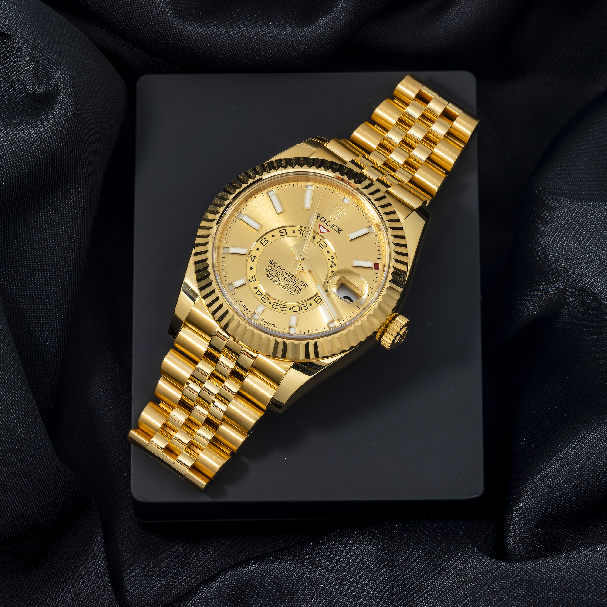 Rolex Sky-Dweller 336938 42MM Champagne Dial With Yellow Gold Jubilee Bracelet