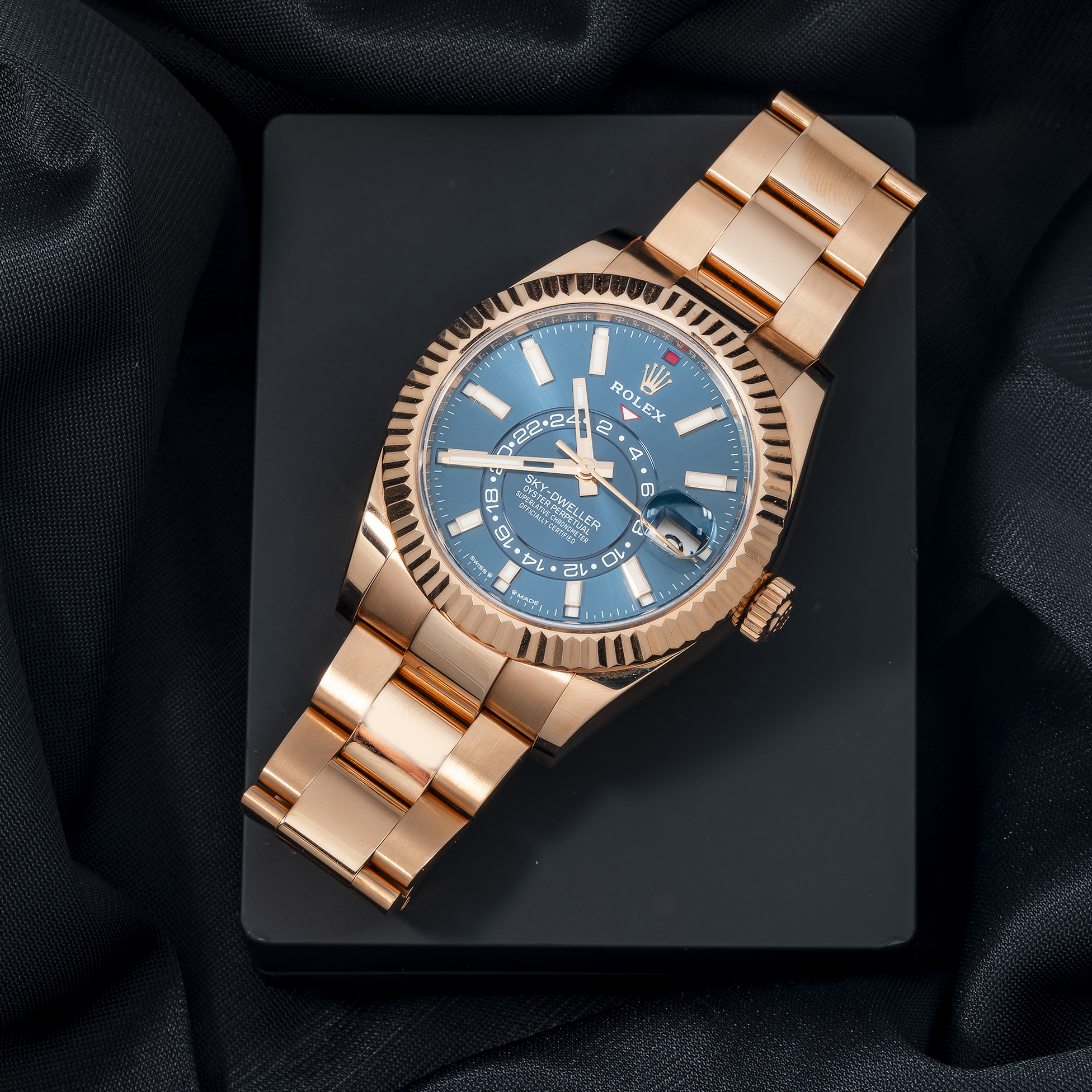 Rolex Sky-Dweller 336935 42MM Blue Dial With Rose Gold Oyster Bracelet