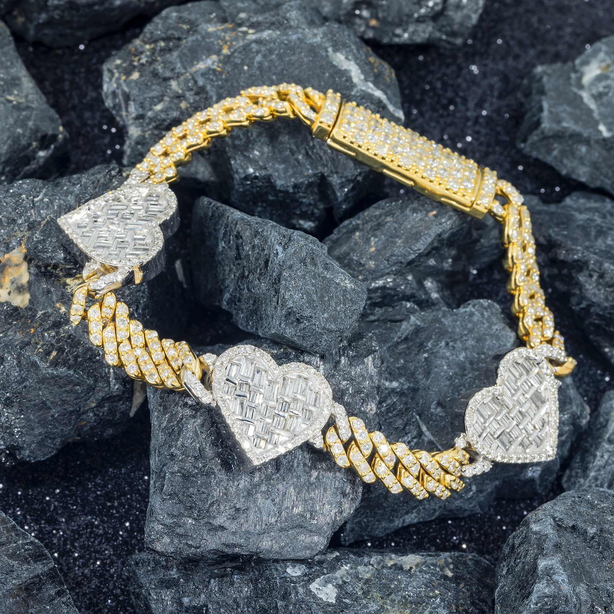 10K GOLD BAGUETTE AND ROUND DIAMONDS CUBAN HEARTS BRACELET 4.25 CT