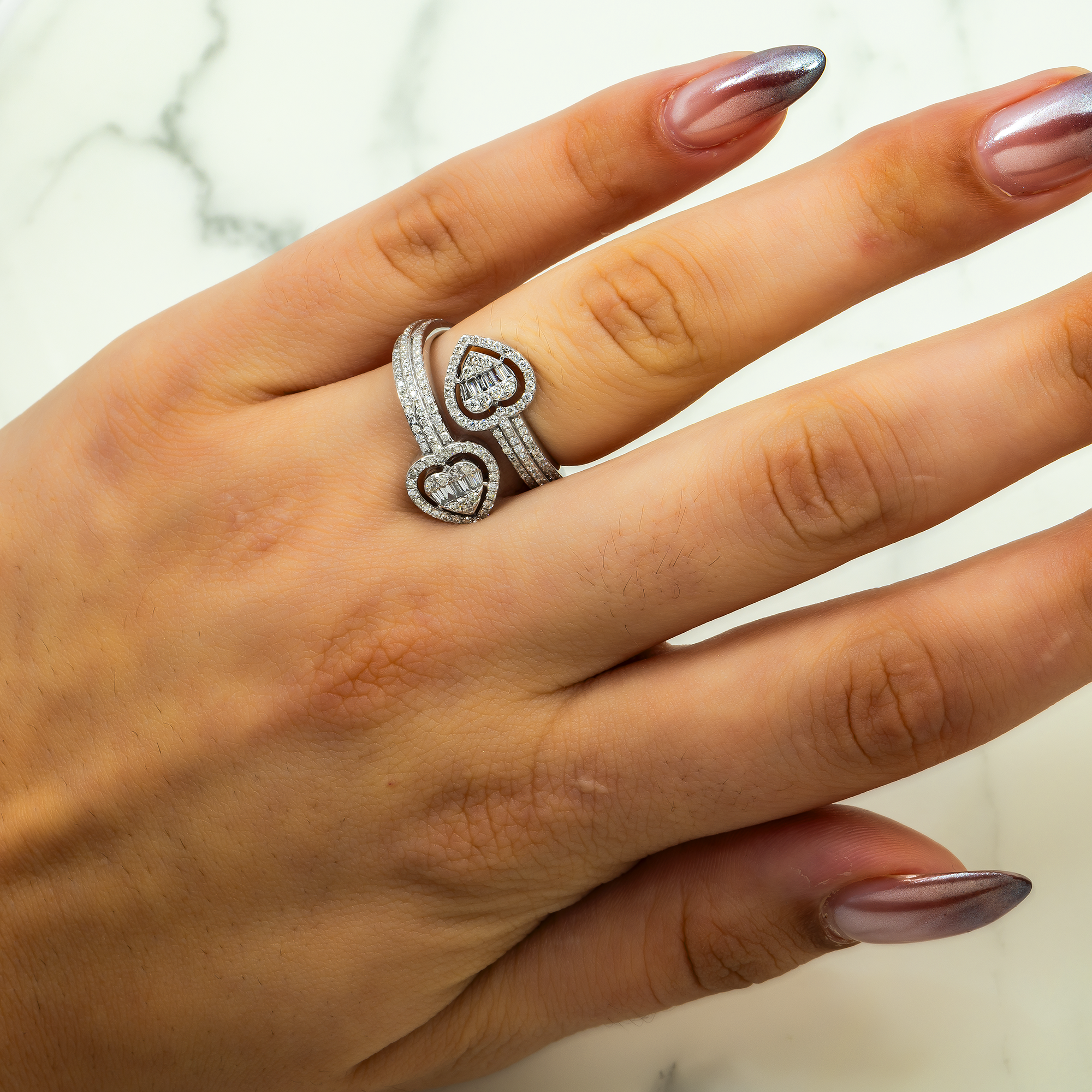 10K GOLD ROUND AND BAGUETTE DIAMOND HEART BYPASS RING 1.00 CT