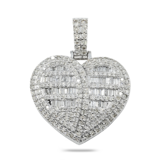 10K GOLD BAGUETTE AND ROUND DIAMOND HEART PENDANT 2.23 CT