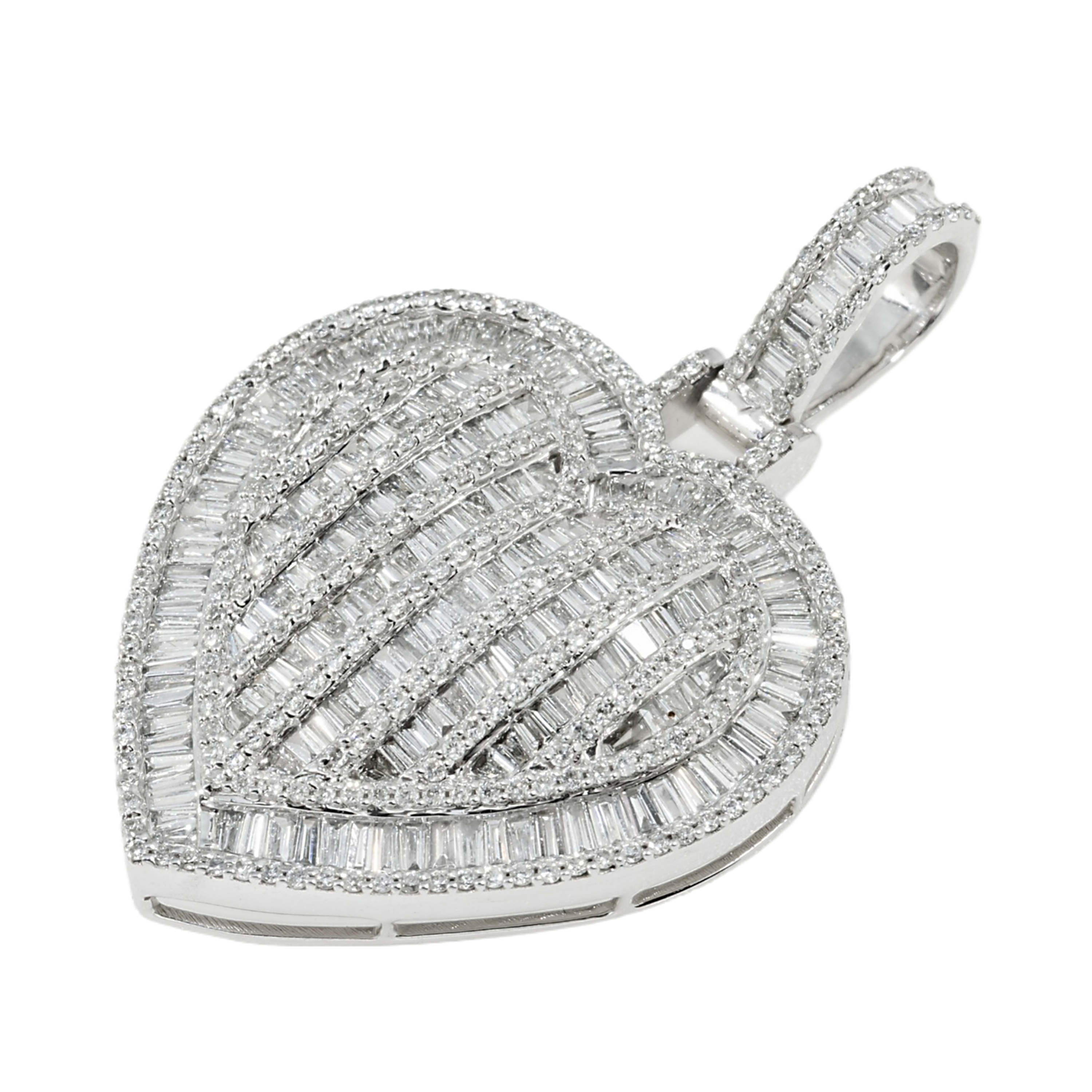 14K GOLD BAGUETTE AND ROUND DIAMOND HEART PENDANT 2.38 CT