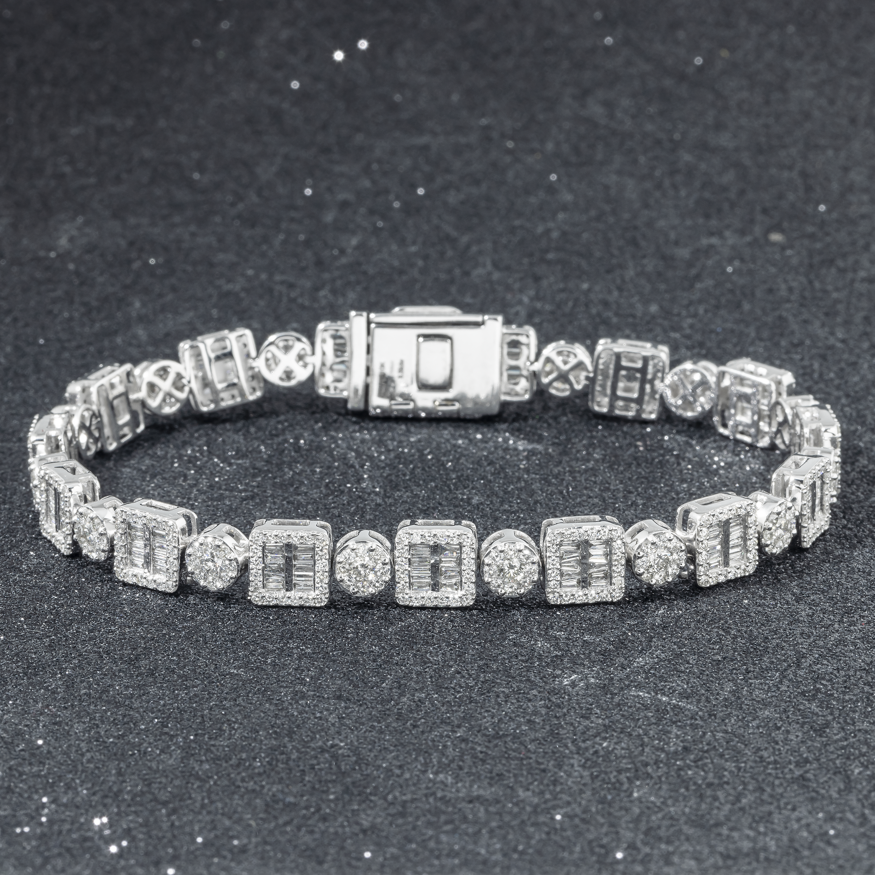 10K GOLD BAGUETTE AND ROUND HALO CLUSTER DIAMONDS BRACELET 6.39 CT