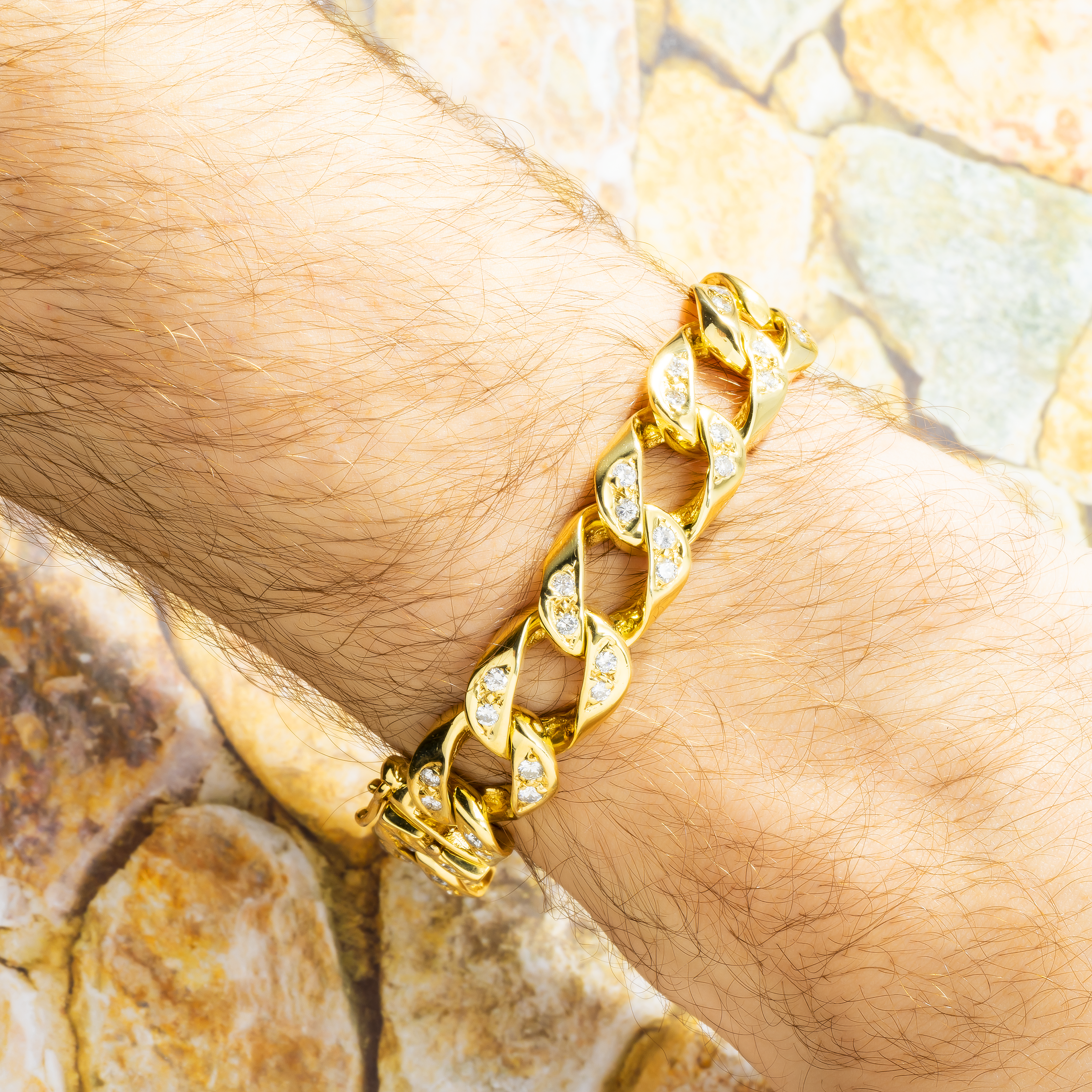 10K GOLD ROUND DIAMOND 13.5MM OPEN CUBAN LINK BRACELET 1.36 CT