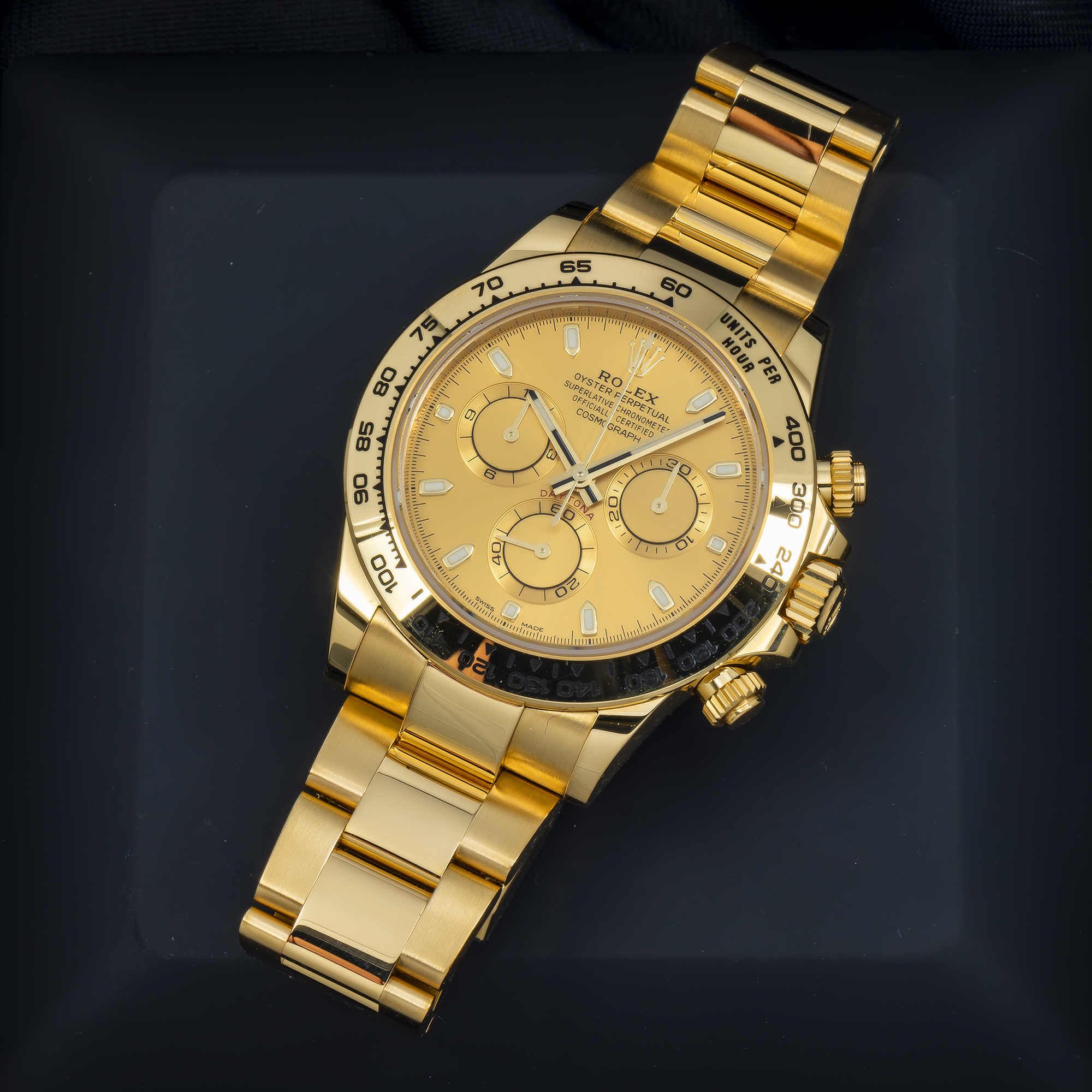 Rolex Cosmograph Daytona 116508 40MM Champagne Dial With Yellow Gold Oyster Bracelet