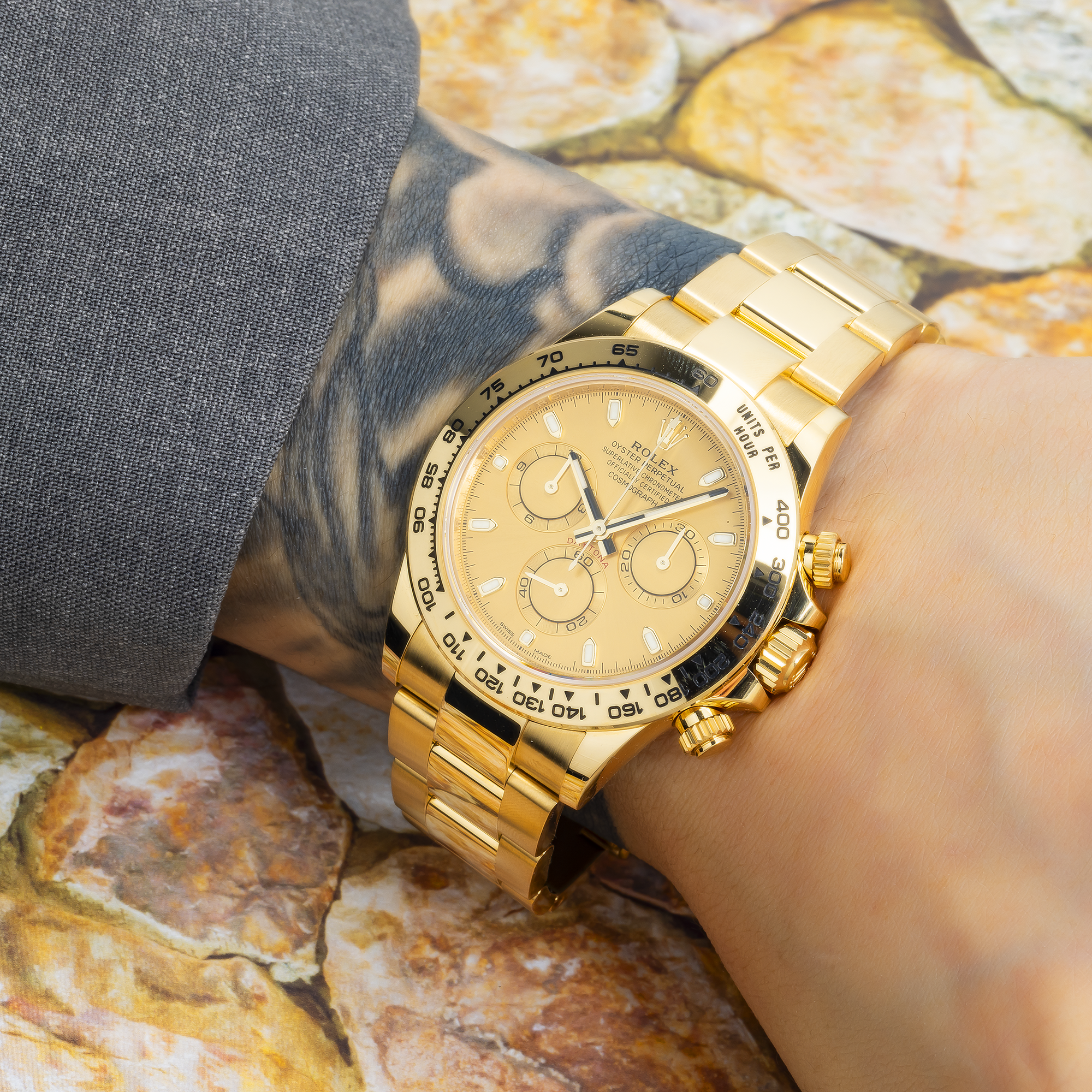 Rolex Cosmograph Daytona 116508 40MM Champagne Dial With Yellow Gold Oyster Bracelet