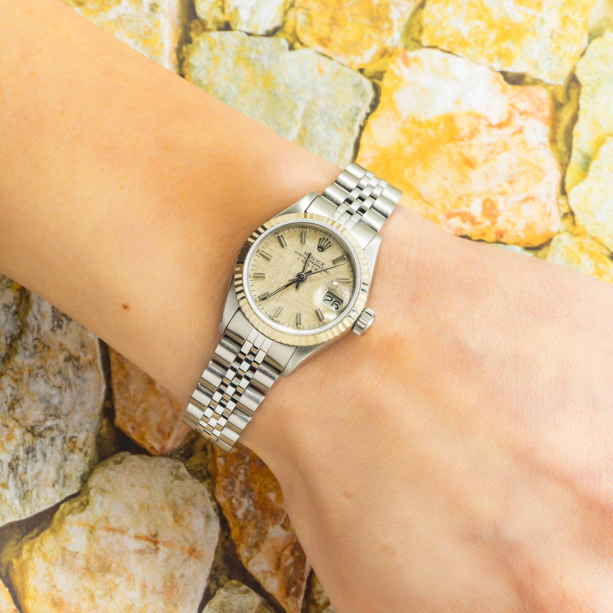 Rolex Datejust 6917 26MM Linen Dial With Stainless Steel Jubilee Bracelet