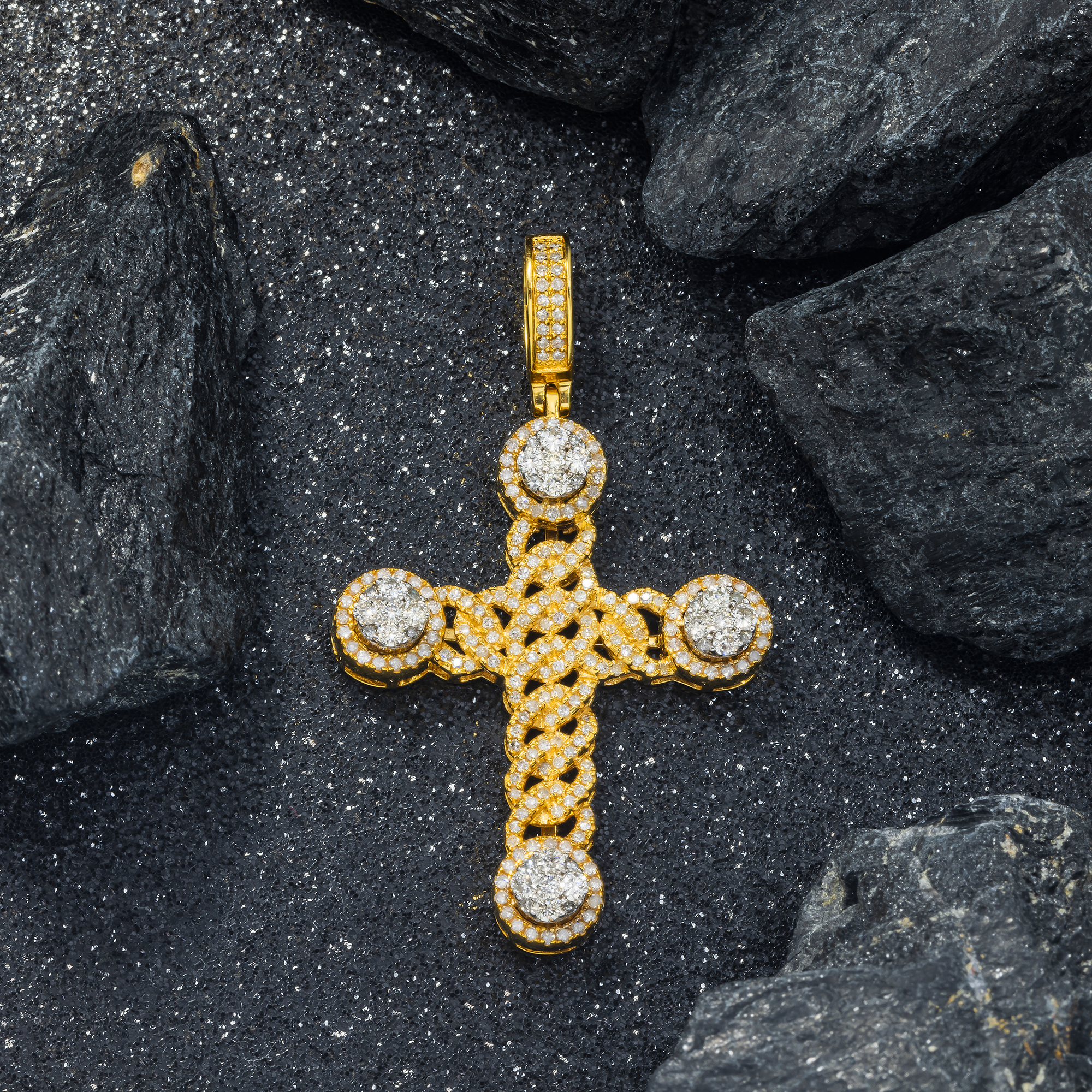 10K GOLD TWO TONE DIAMOND CLUSTER MIAMI CUBAN LINK CROSS PENDANT 1.05 CT