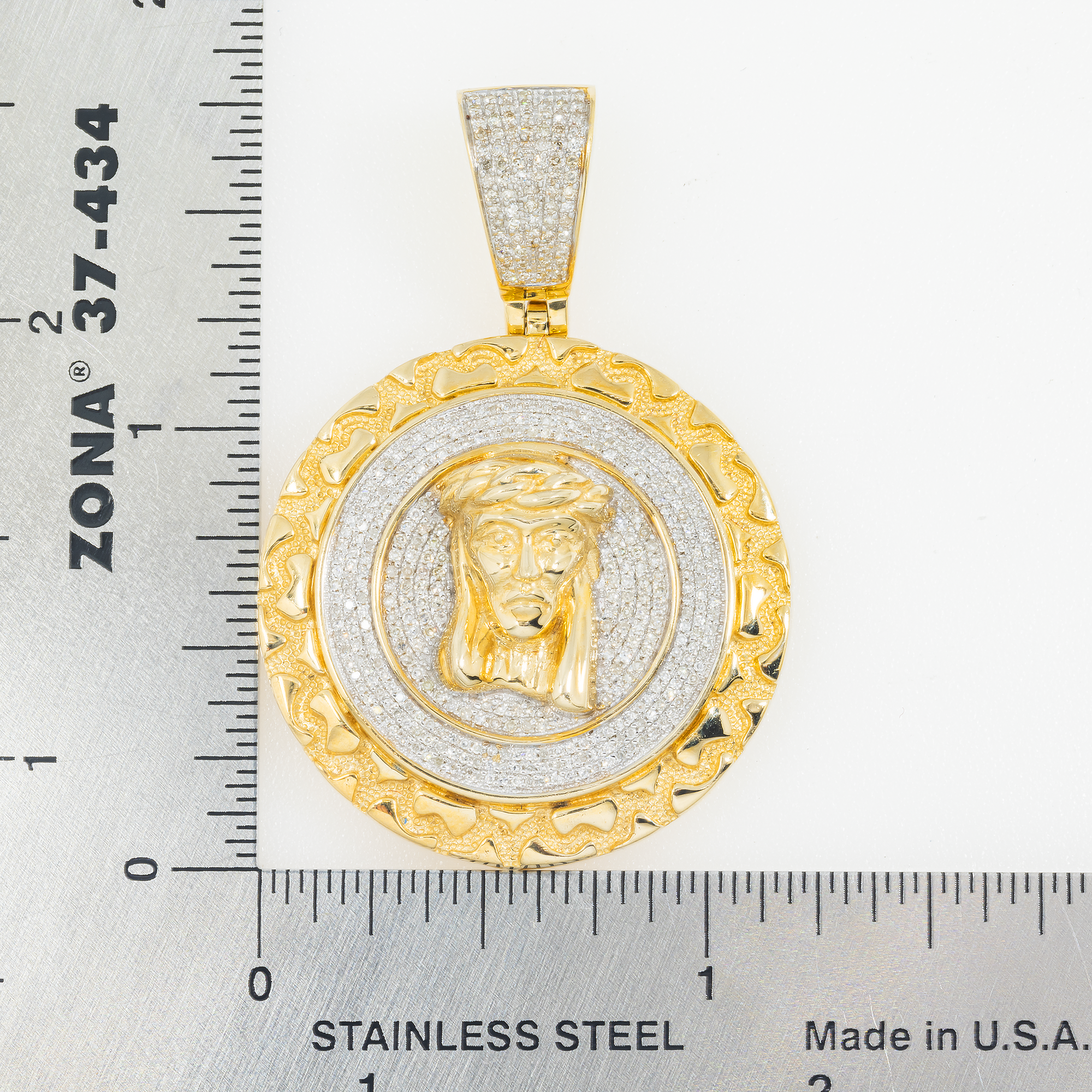 10K GOLD DIAMOND JESUS HEAD MEDALLION COIN PENDANT 0.75 CT