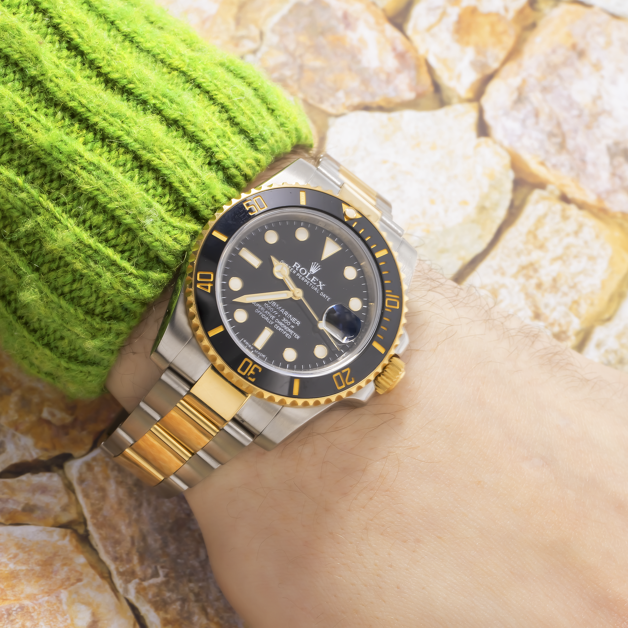 ROLEX SUBMARINER DATE 116613LN 40MM BLACK DIAL WITH TWO TONE BRACELET