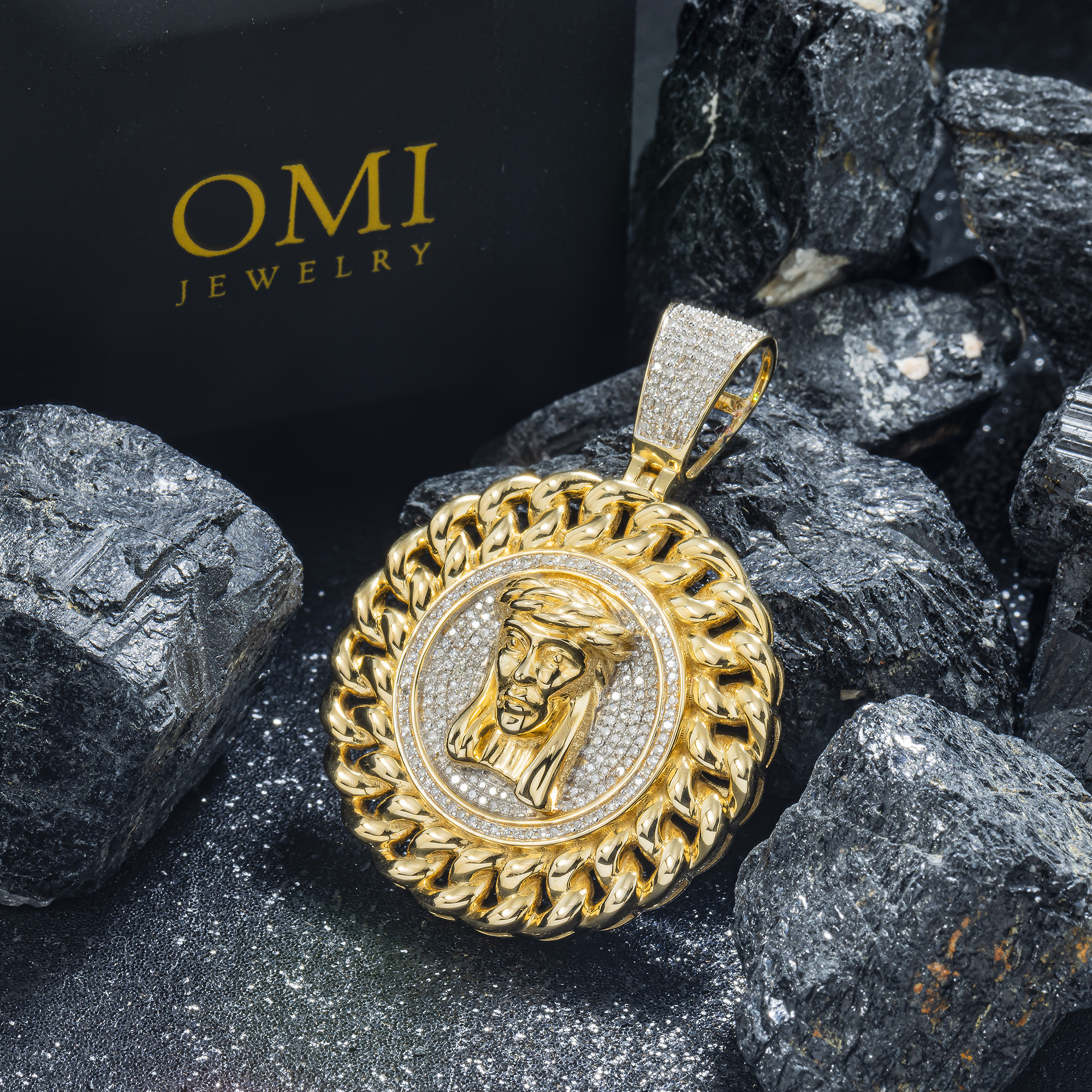 10K GOLD DIAMOND JESUS HEAD MEDALLION PENDANT 0.50 CT