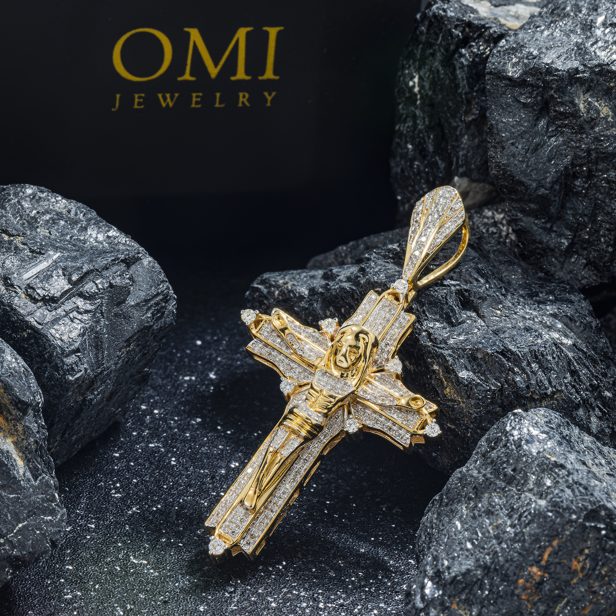 10K GOLD DIAMOND CRUCIFIX CROSS WITH JESUS PENDANT 0.50 CT