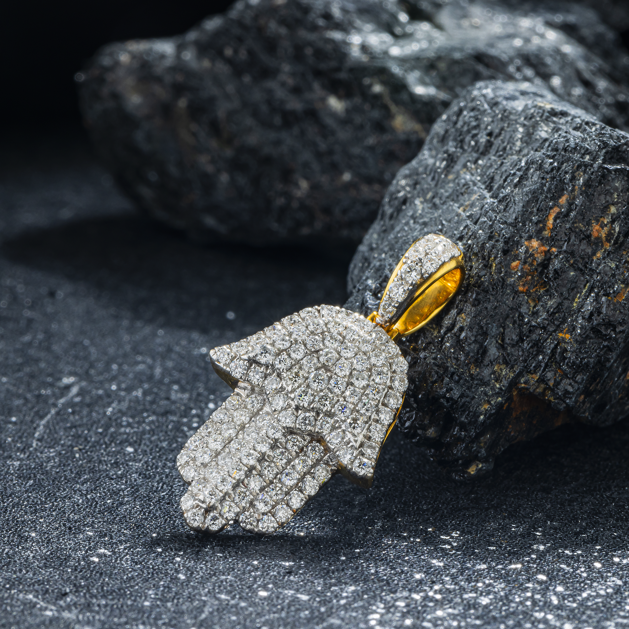 14K GOLD DIAMOND HAMSA PENDANT 0.75 CT