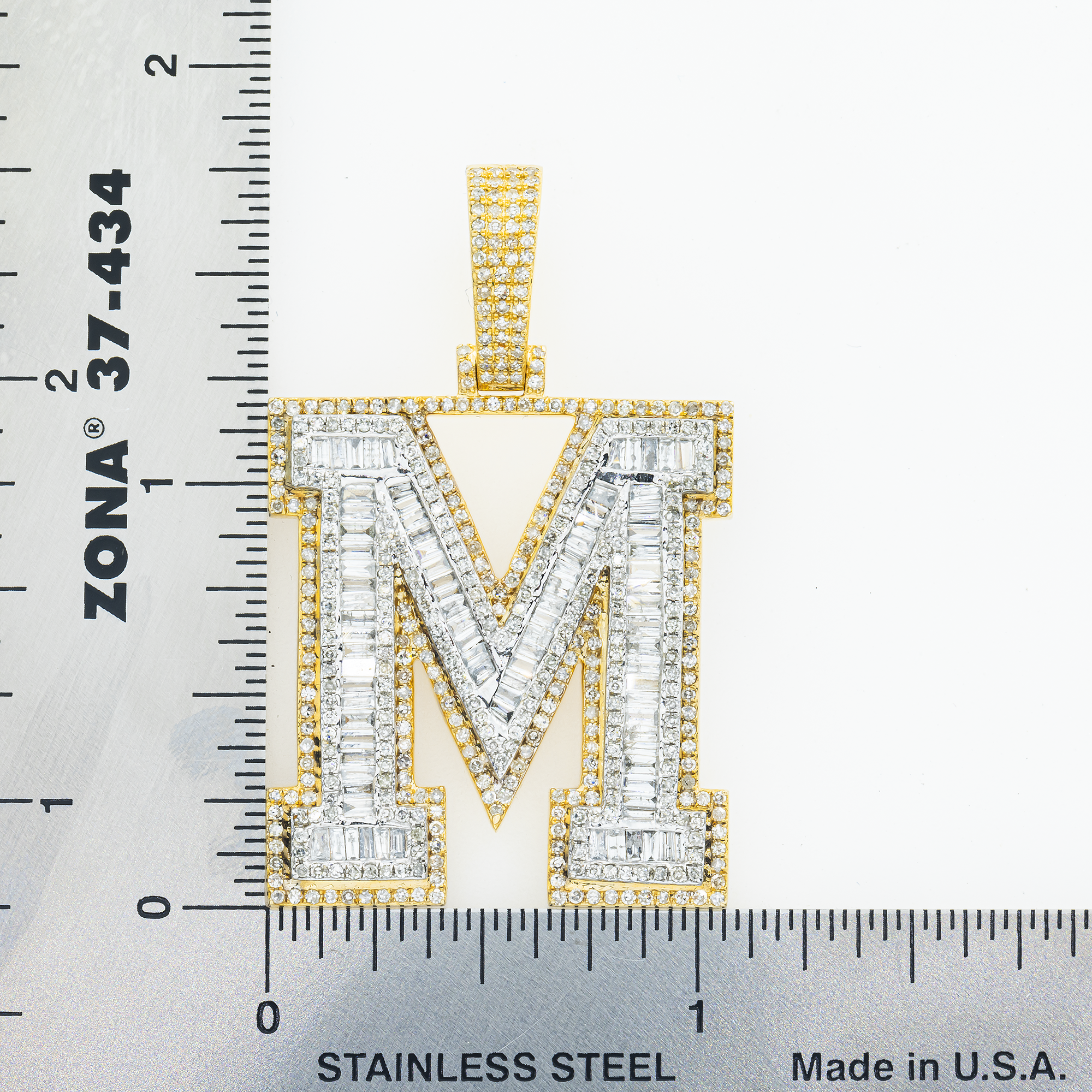 10K GOLD BAGUETTE AND ROUND DIAMOND INITIAL M PENDANT 2.75 CT