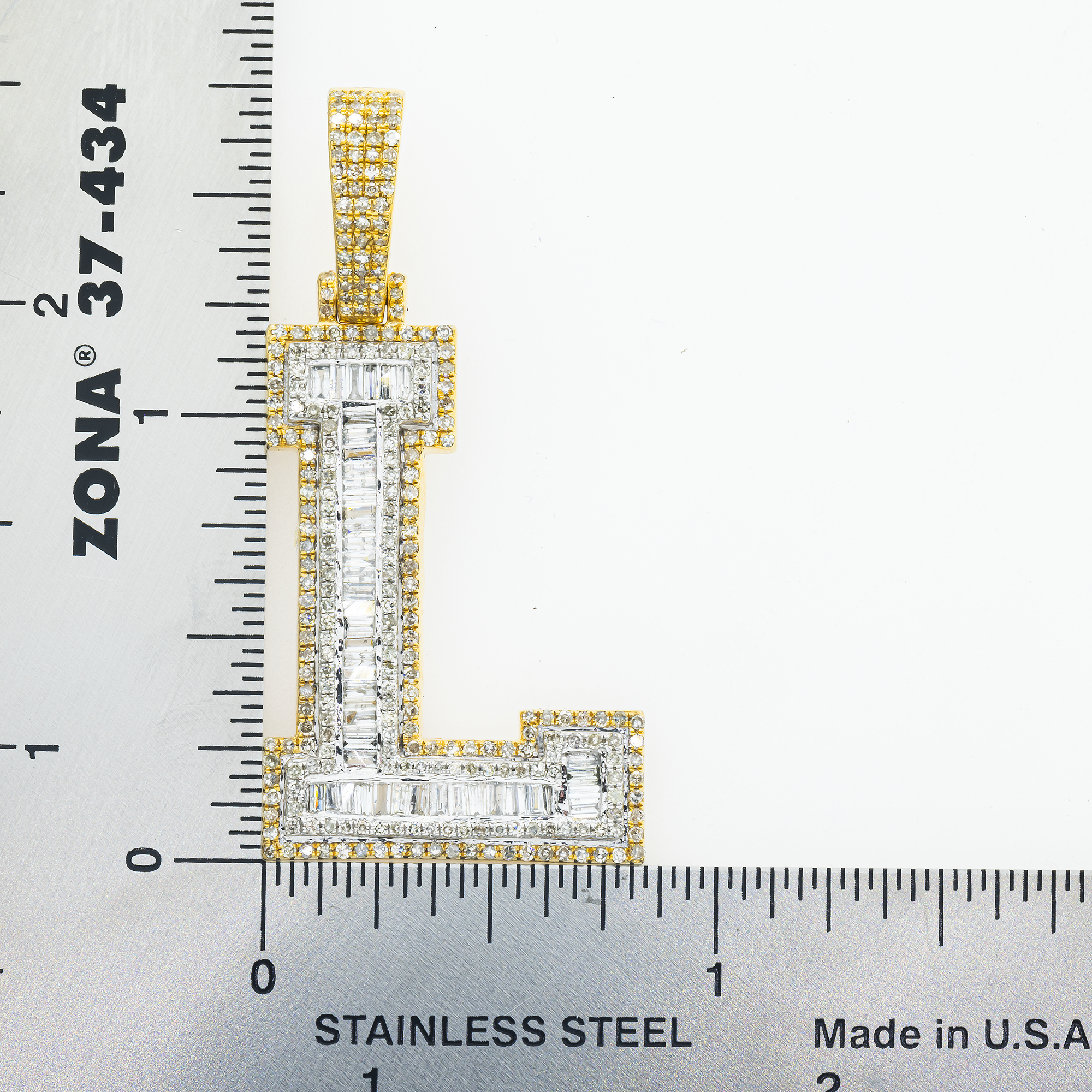 10K GOLD BAGUETTE AND ROUND DIAMOND INITIAL L PENDANT 1.65 CT