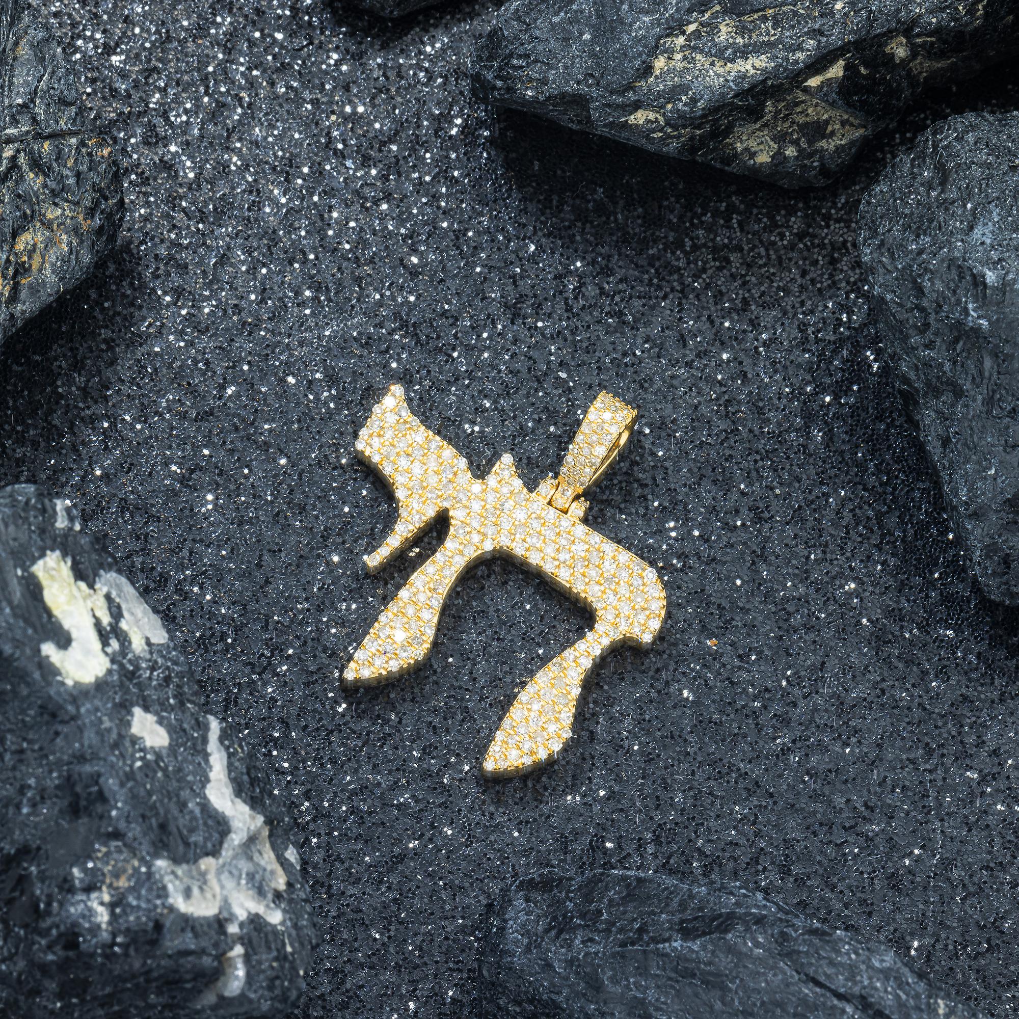 14K GOLD DIAMOND CHAI PENDANT 0.64 CT