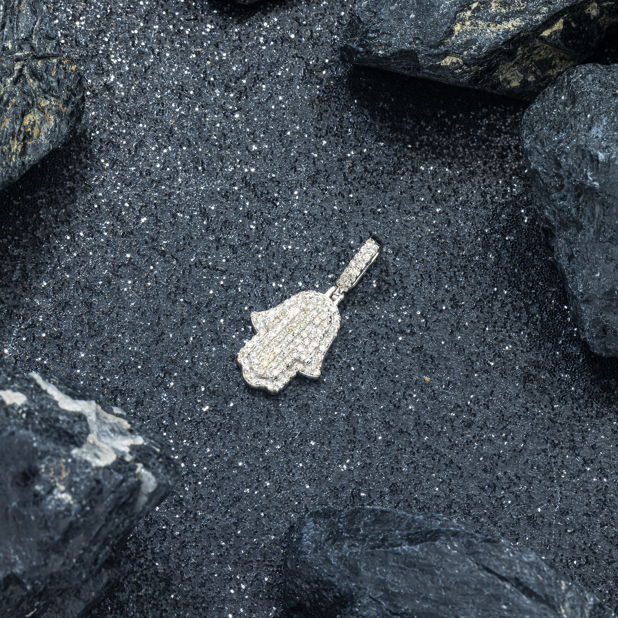 14K GOLD DIAMOND HAMSA PENDANT 0.39 CT