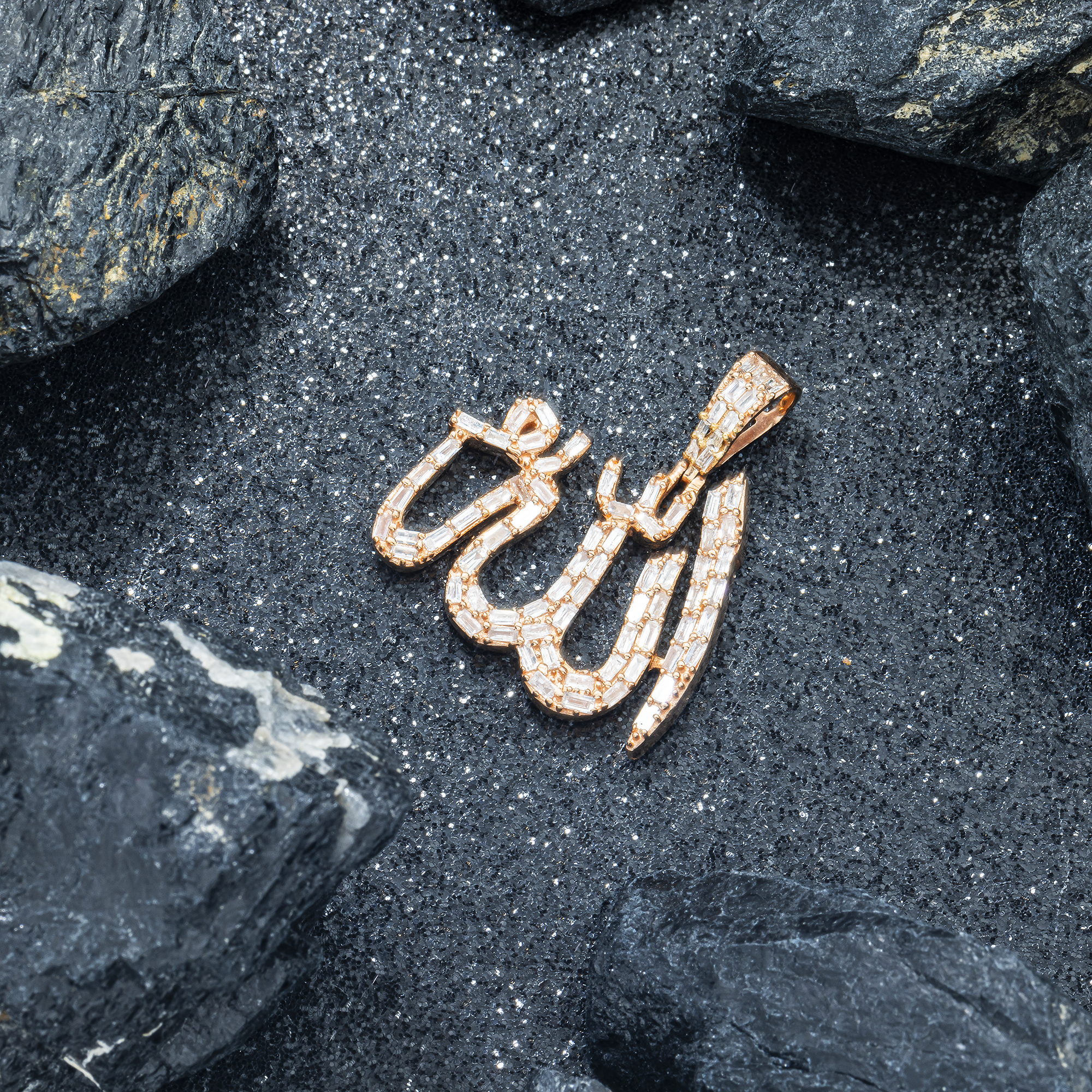 10K GOLD BAGUETTE DIAMOND ALLAH PENDANT 0.83 CT