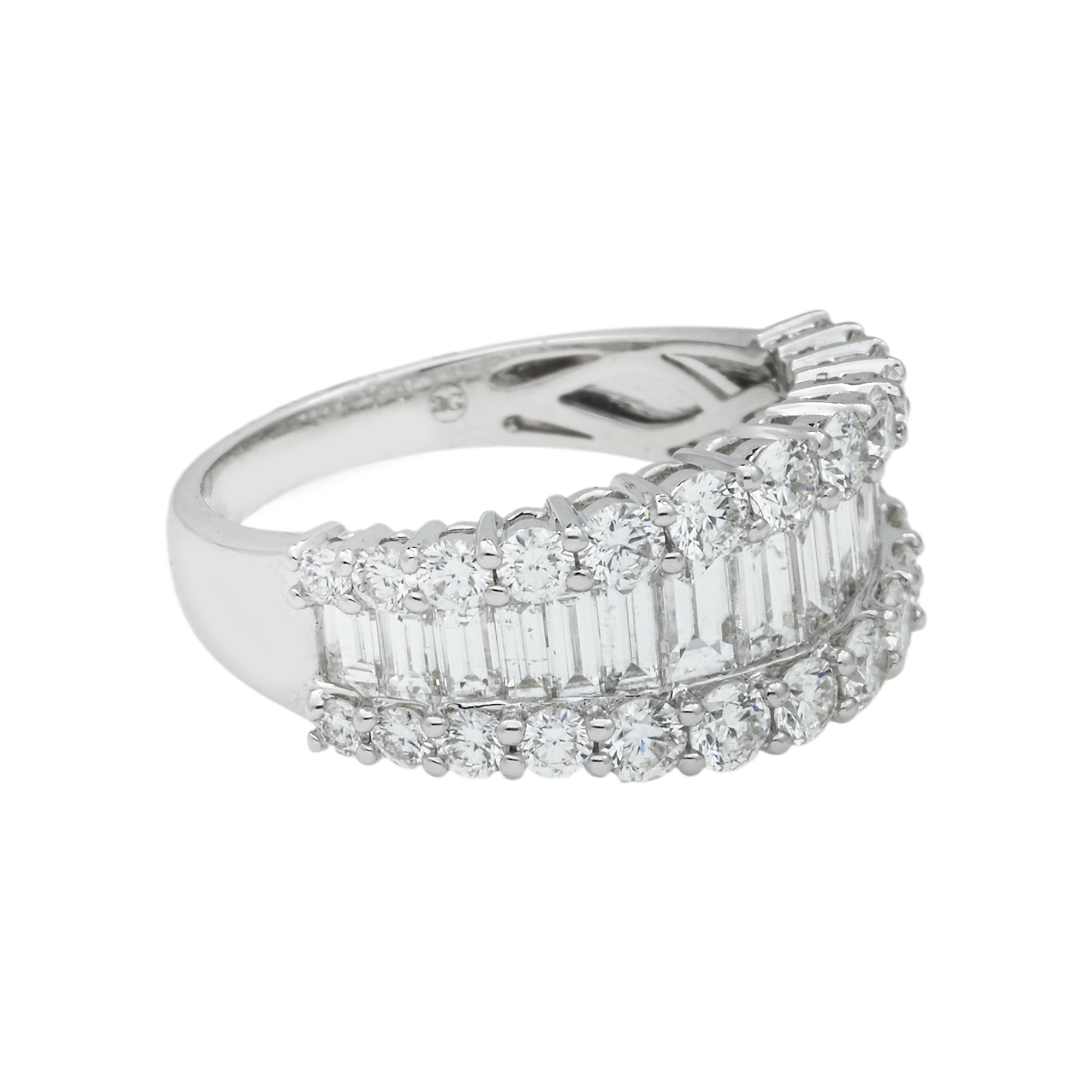 14K GOLD ROUND AND BAGUETTE DIAMOND RING 2.40 CT