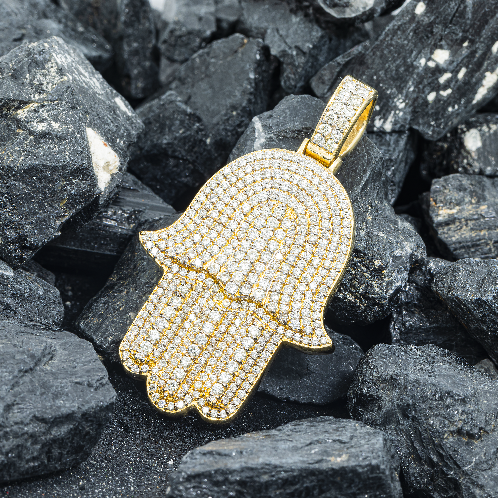 14K GOLD DIAMOND HAMSA PENDANT 4.70 CT