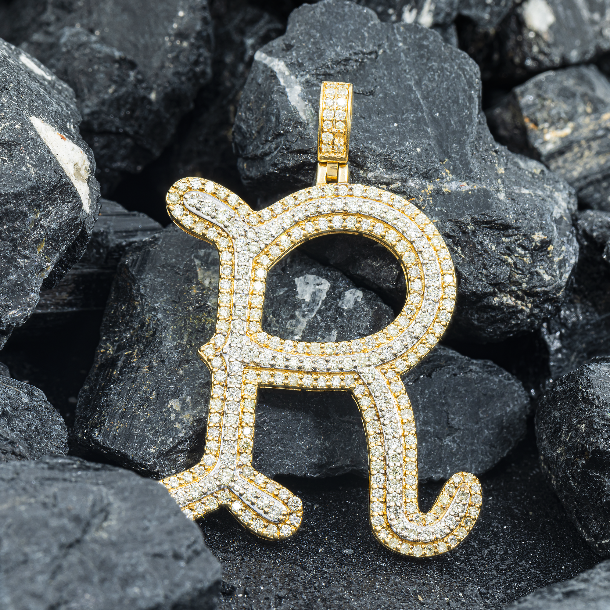 10K GOLD DIAMOND INITIAL LETTER R PENDANT 3.34 CT