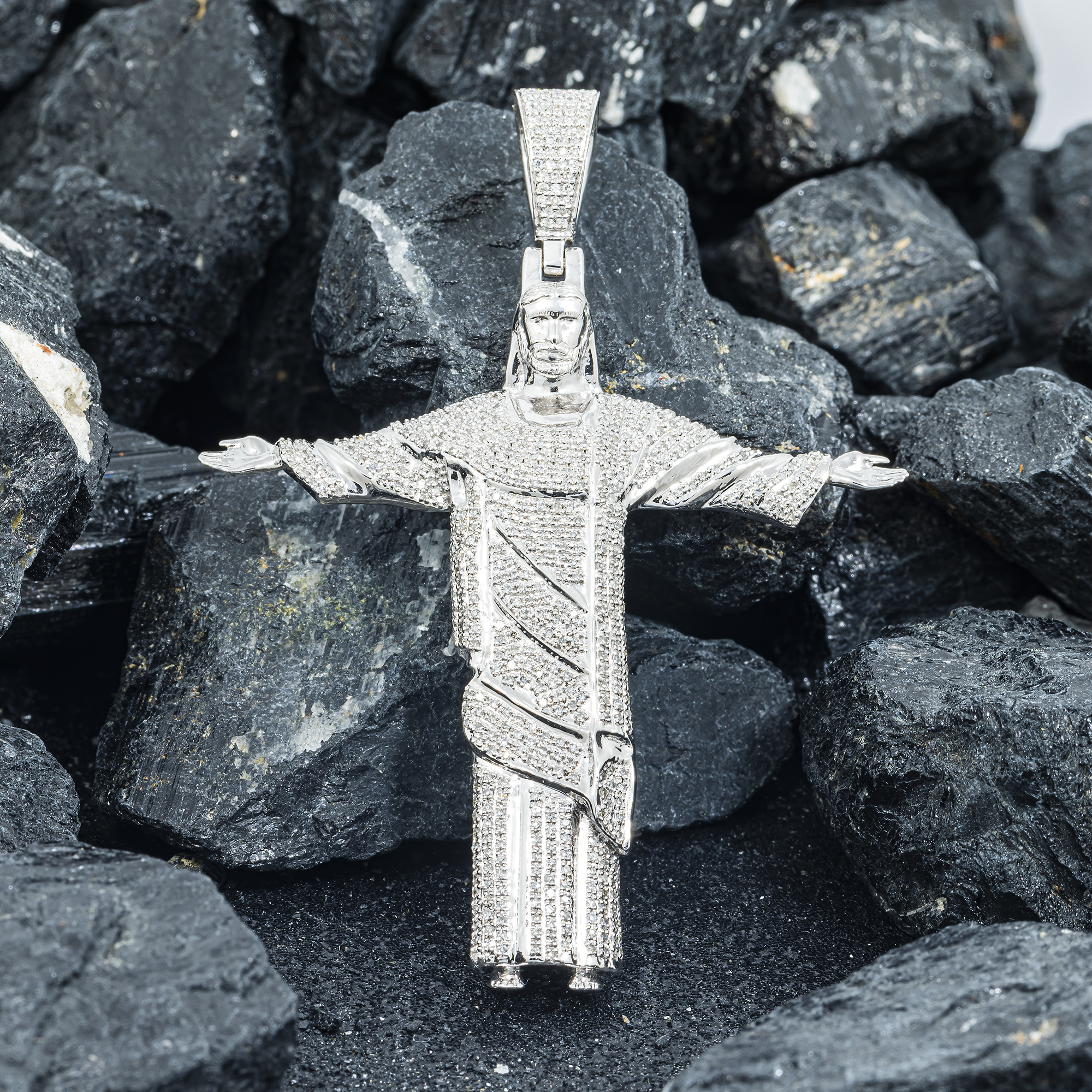 10K GOLD DIAMIND JESUS PENDANT 1.28 CT