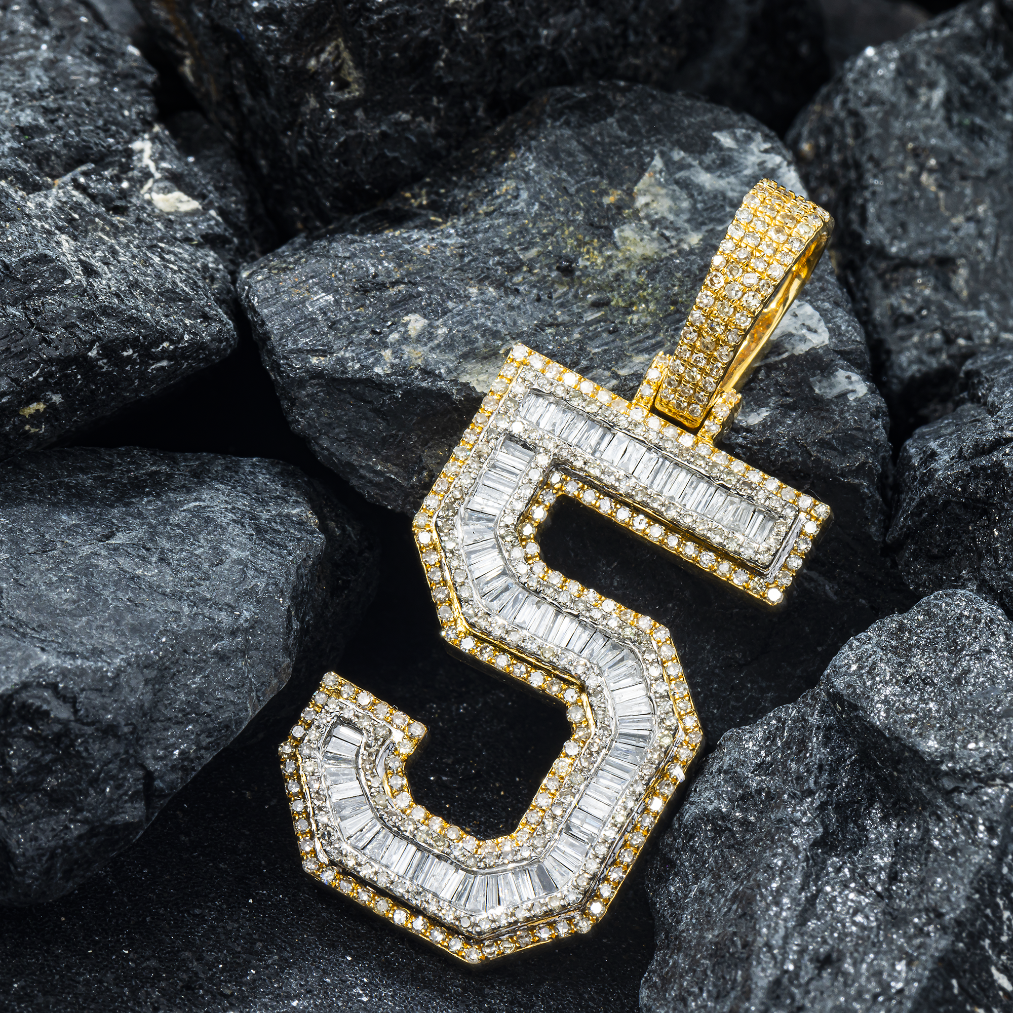 10K GOLD BAGUETTE AND ROUND DIAMOND NUMBER 5 PENDANT 2.03 CT