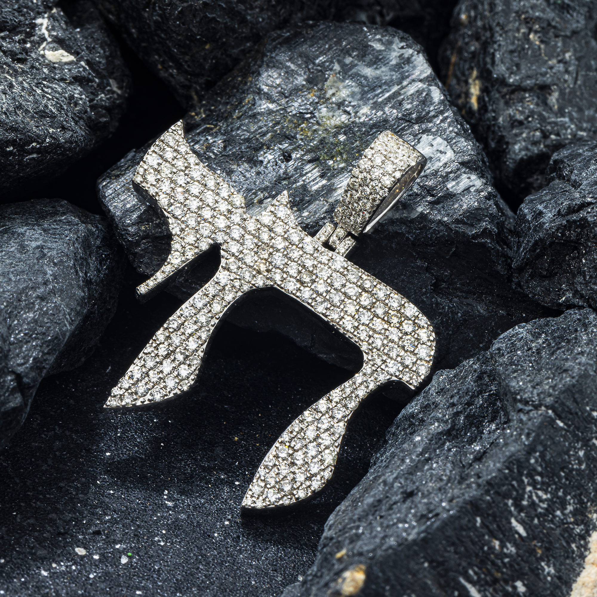 14K GOLD DIAMOND CHAI PENDANT 1.94 CT