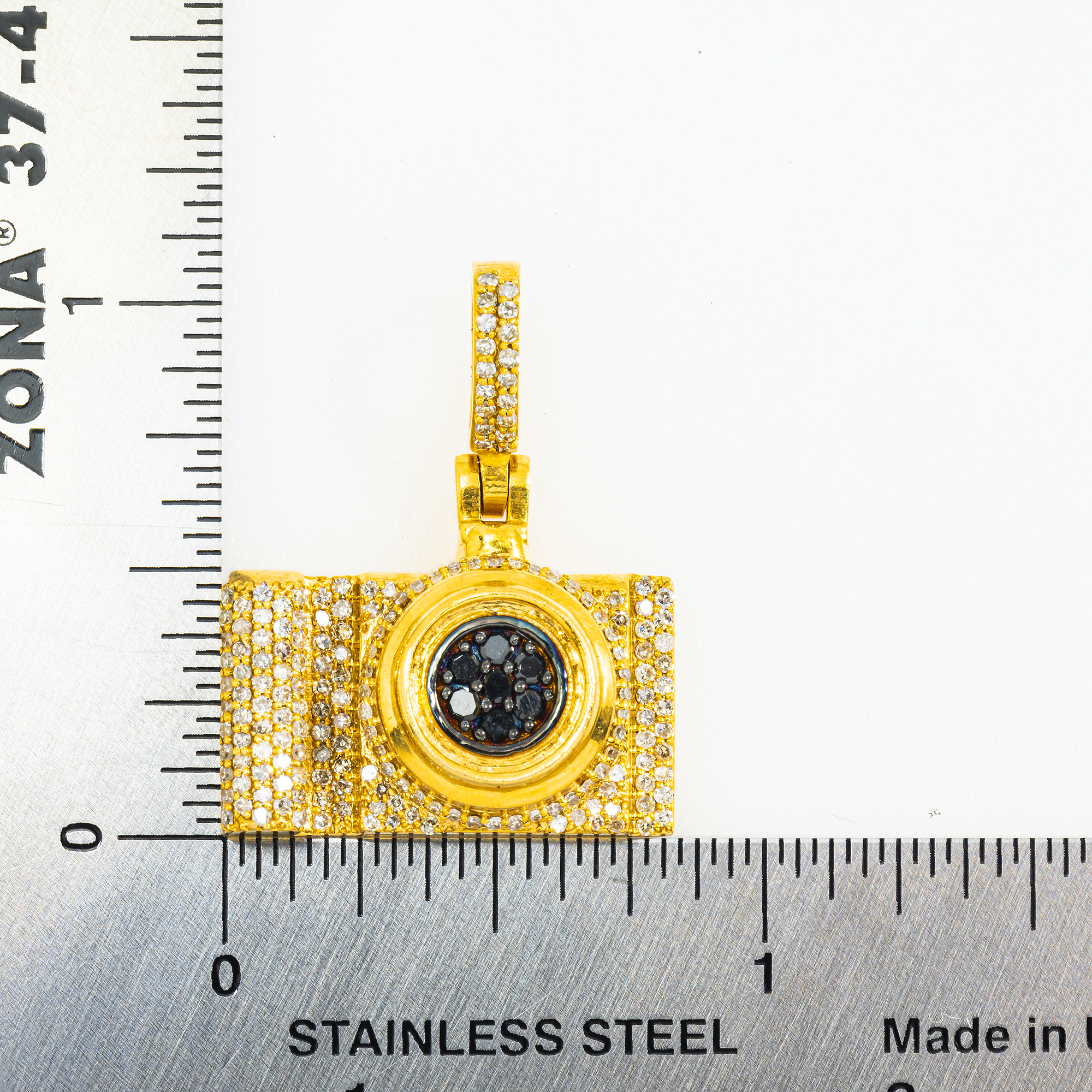 10K GOLD DIAMOND CAMERA PENDANT 1.25 CT