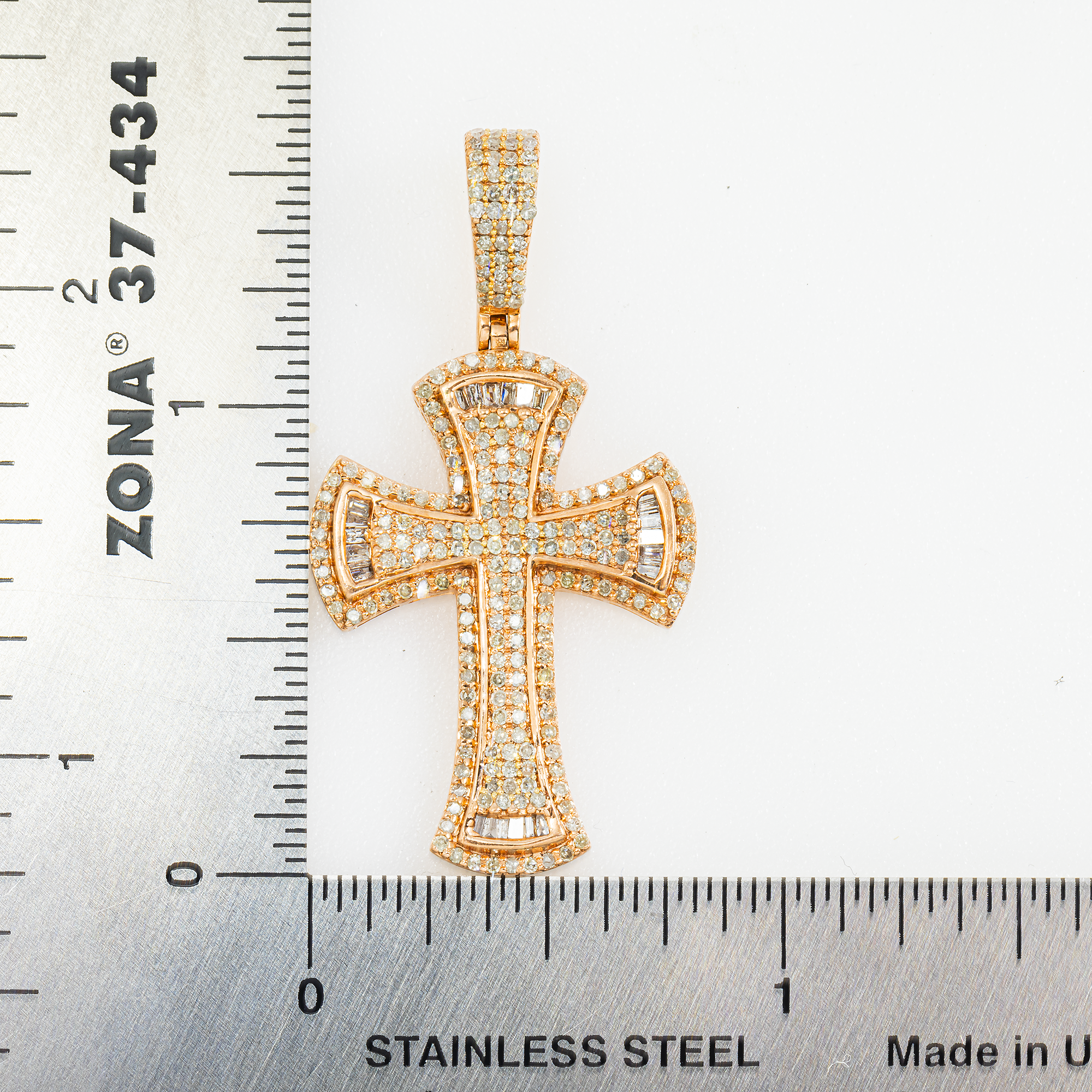 10K GOLD BAGUETTE AND ROUND DIAMOND CROSS PENDANT 1.28 CT