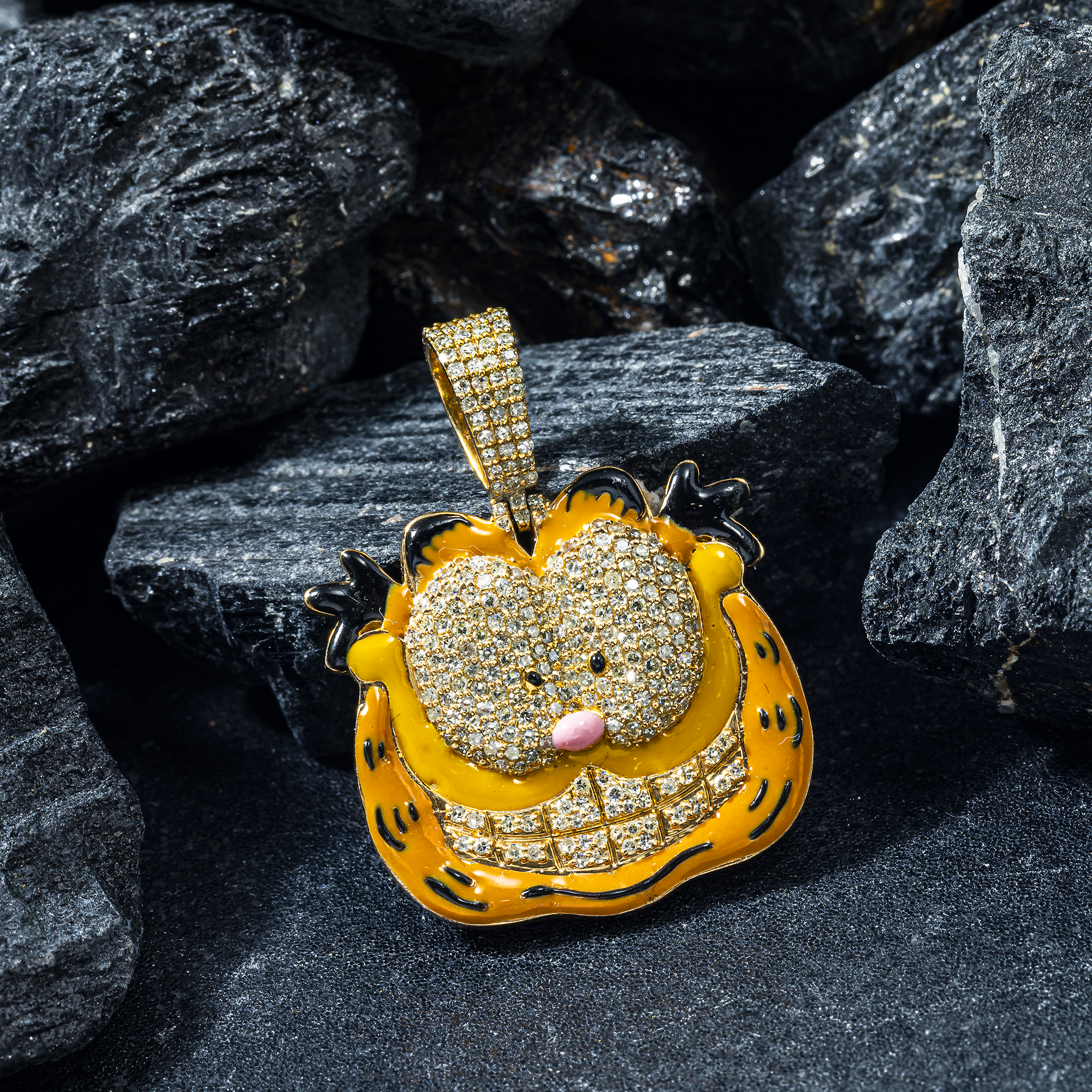 10K GOLD DIAMOND GARFIELD PENDANT 0.98 CT
