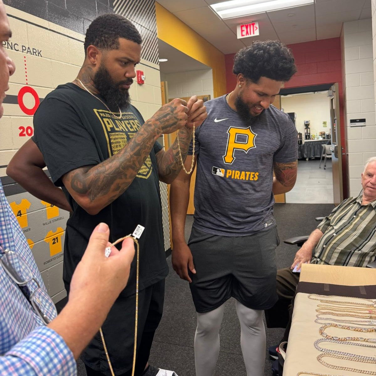 Major League Jewelers with MLB Pirates