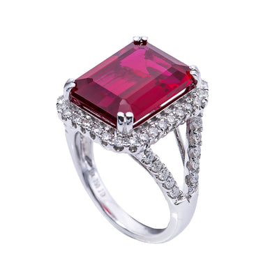 18K White Gold  Square Shaped Diamond Ring with Ruby