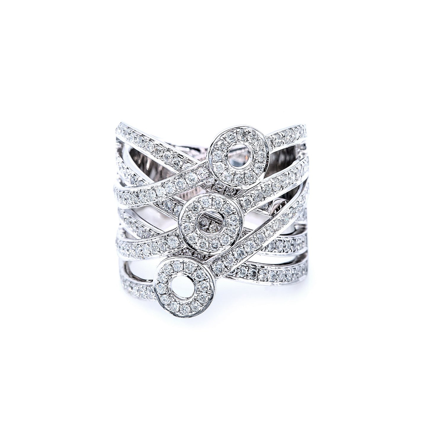 18K White Gold Oval Shaped Ring