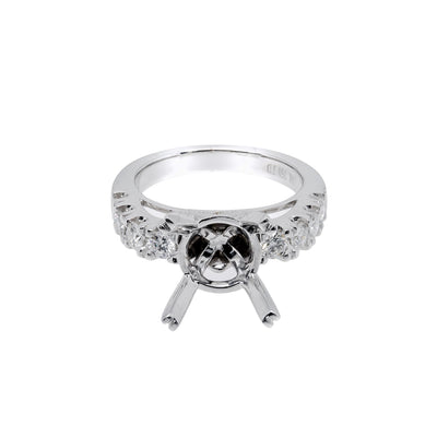 18K White Gold Round Shape Ring