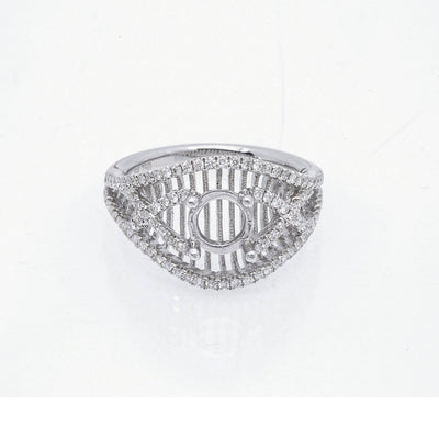 18K White Gold Round Shape Ring