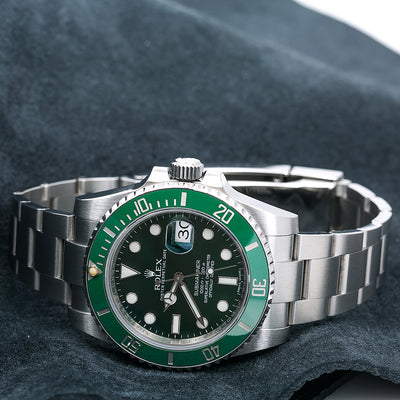 Rolex Submariner Date 116610LV 40MM Green Dial With Stainless Steel Bracelet