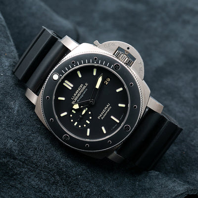 Panerai Luminor Submersible 1950 3 Days Automatic PAM00389 47MM Black Dial With Rubber Bracelet