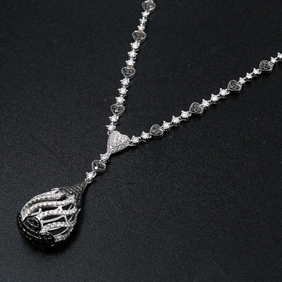 18K White Gold 18" With 19.00 grams Women's Necklace