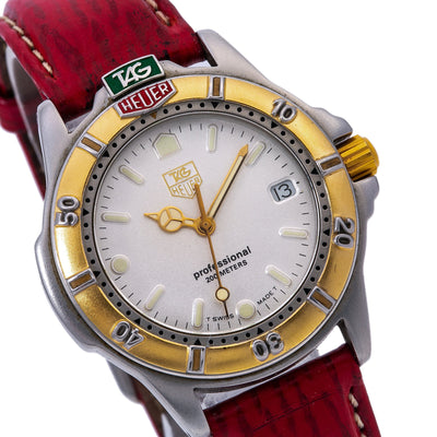 TAG Heuer 4000 Women's Quartz Movement Red Leather Steel Watch 995.713 32MM