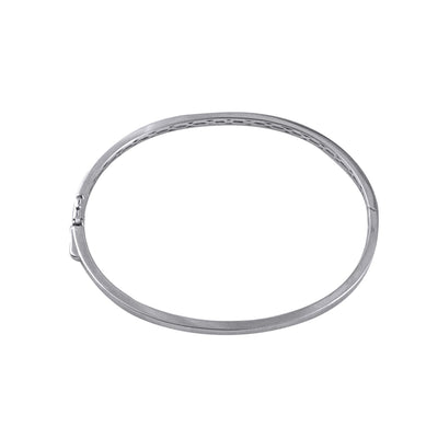 18K White Gold Bangle with 0.64CT Of Round Cut Diamonds