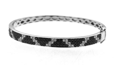 14K White Gold Diamond Bangle with Black and White Round Diamonds 0.92CT Black Diamonds 1.90CT