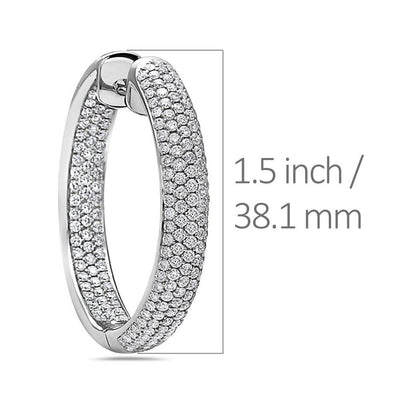 18K White Gold Ladies Earrings With Round Shaped Diamonds