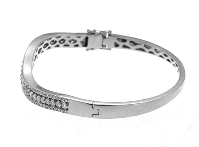 14K White Gold Elegant Diamond Bangle With Round Cut Diamonds 2.00CT